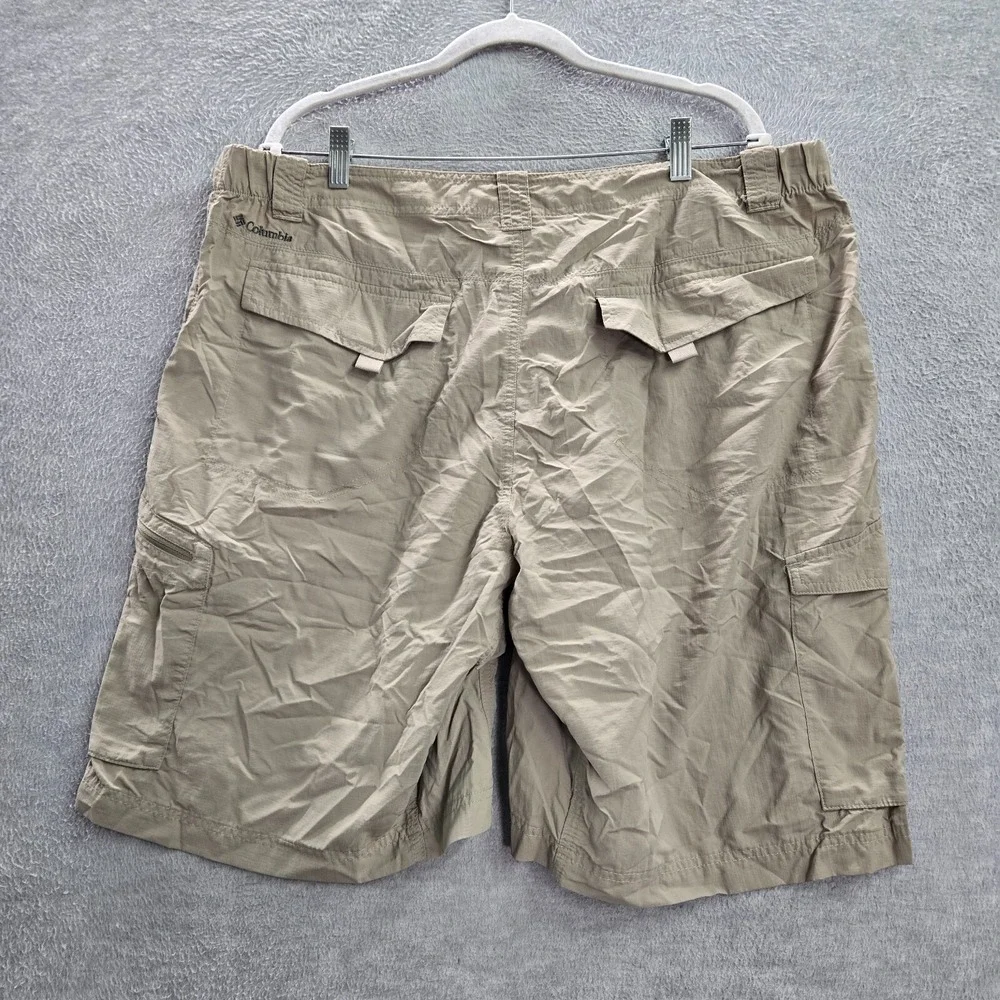 Columbia Men Shorts 40 Beige Chino Omni Shade Cargo‎ Pockets Nylon 9 in Inseam